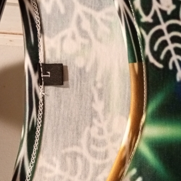 NWOT but in original packaging, XL Misses Christmas Tree Tunic. - Picture 2 of 3